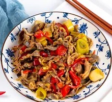 Sour Pickled Beans with Chicken Gizzard