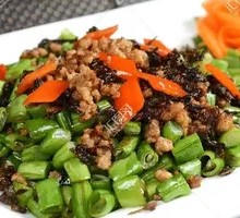 Minced Meat with Preserved Vegetable and Green Beans