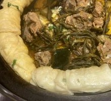 Signature Spare Ribs and Pancake Pot