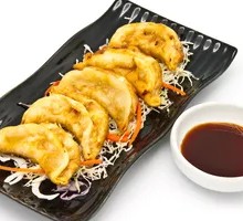 Pork and Shrimp Dumplings with Three Fresh Ingredients