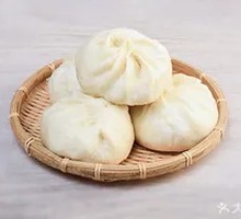 Stir-Fried String Beans with Pork Dumplings