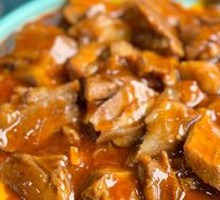 Stewed Beef with Yellow Sauce