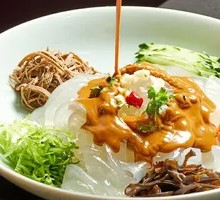 五彩麻酱大拉皮