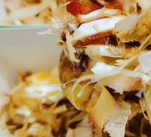 Classic Octopus Takoyaki (6 pieces)