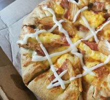 Bacon-loaded Meaty Potato Pizza