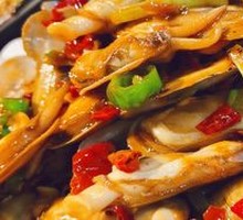Spicy Stir-Fried Clams