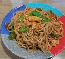 Tomato and Egg Fried Noodles