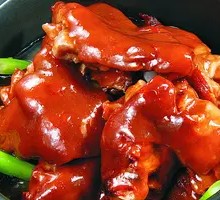 Braised Pork Trotter in Black Bean Sauce