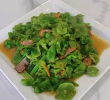 Preserved Pork with Dried Lettuce