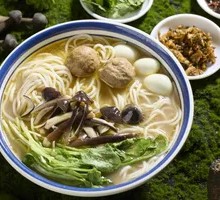 Chicken Mushroom Fresh Rice Noodles