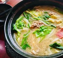 Vegetable Rice Noodles with Two Meat Options