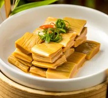 Braised Bamboo Shoot and Pork Ribs