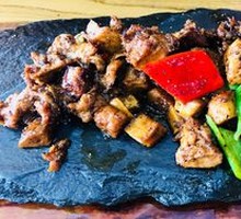 Black Pepper Beef Cubes