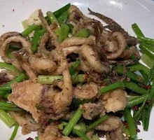 Stir-Fried Squid Rings