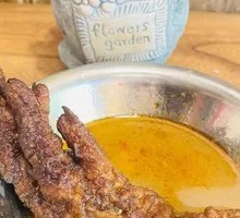 Braised Chicken Feet with Tiger Skin