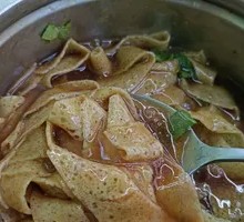 Fried Rice Noodles with Crispy Tofu