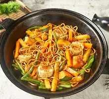 素什锦焖面大锅