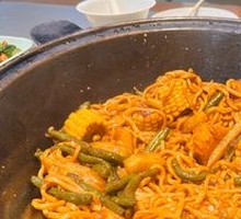 排骨南瓜焖面小锅