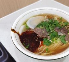 招牌牛肉炒拉面