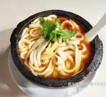 Old-style Tomato Potato Noodles