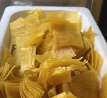 Oil-soaked tofu skin