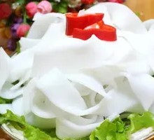 Braised Chicken with Wide Noodles, Lettuce and Rice