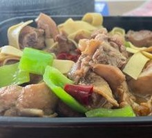 Large Braised Chicken Rice