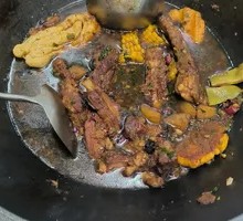 Pork Rib and Chicken Claw Hot Pot