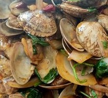 Spicy Stir-Fried Clams