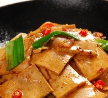 Spicy Pot-Braised Tofu with Leaves