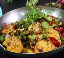 Spicy Potatoes in Dry Pot