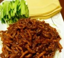 Beijing-style Shredded Pork in Soy Sauce