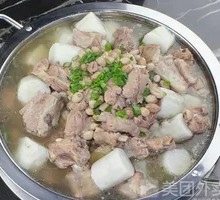 Stewed Pork Ribs in Pot