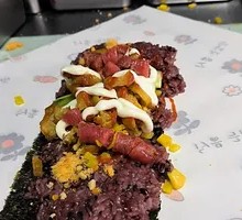 咸蛋黄火腿饭团