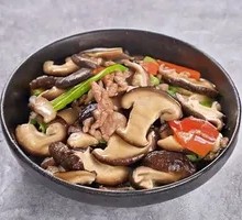 Stir-fried Pork with Mushrooms