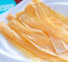 Oil-soaked tofu skin