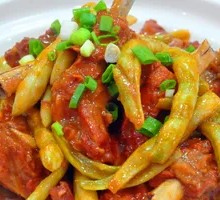 Stewed Pork Ribs with Potatoes and Green Beans
