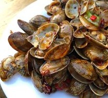 Spicy Stir-Fried Clams
