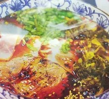 Sour Cabbage Beef Noodles