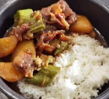 Beef and Potato Stone Pot Rice