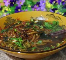 Sour Pickled Beans Spicy Noodles