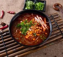 Fried Egg Spicy Rice Noodles