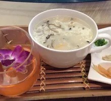 Grandmother's Beauty-Enhancing Fish Soup