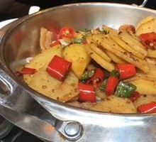 Spicy Potatoes in Dry Pot