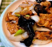 Old Tong's Fried Pork with Oil