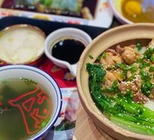 Cured Sausage and Chicken Claypot Rice