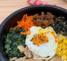 Intangible Heritage Stone Pot Rice