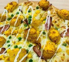 Golden Yolk Chicken Pizza