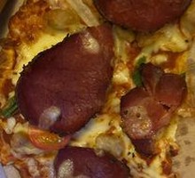 Pascual Beef Delight Pizza