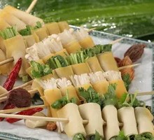 Tofu Skin with Cilantro Roll